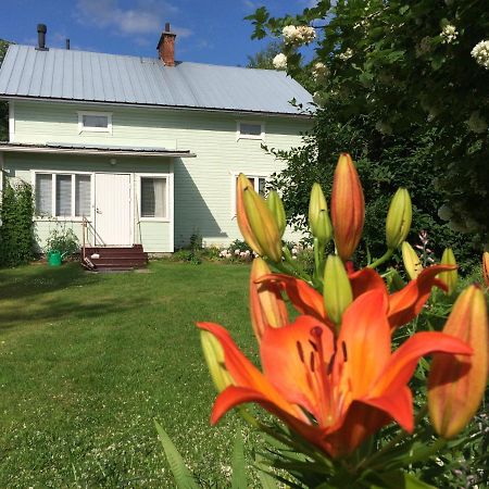 Kivirannan Tupa Villa Уливиеска Екстериор снимка