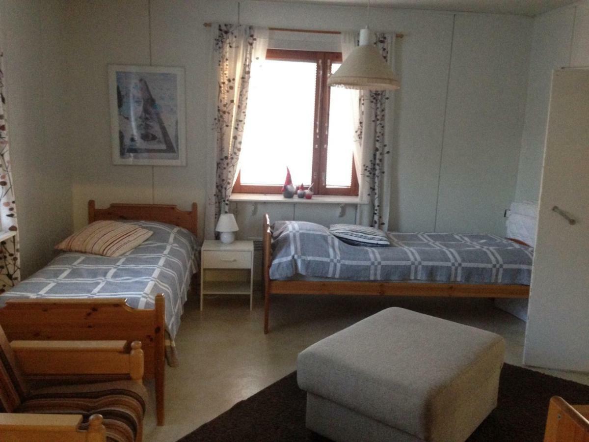 Kivirannan Tupa Villa Уливиеска Екстериор снимка