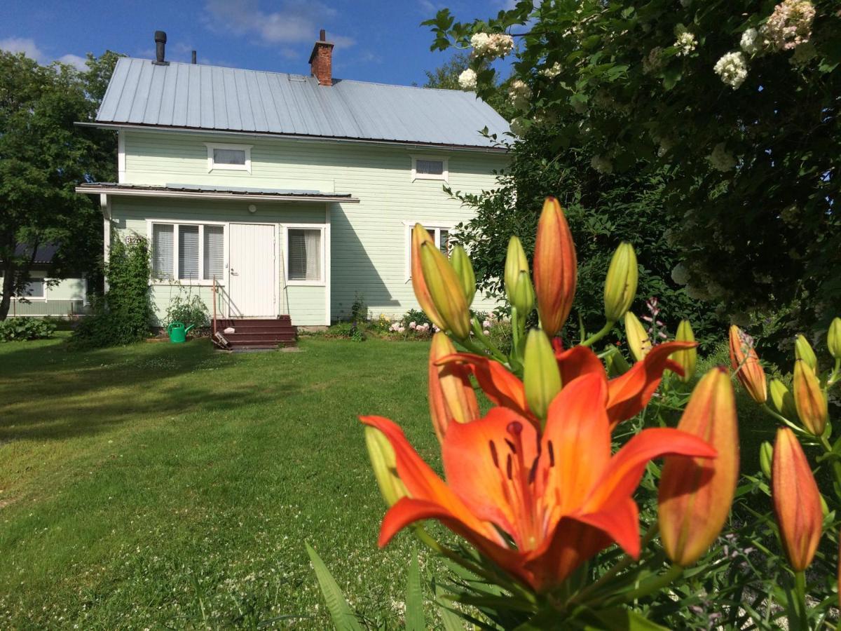 Kivirannan Tupa Villa Уливиеска Екстериор снимка